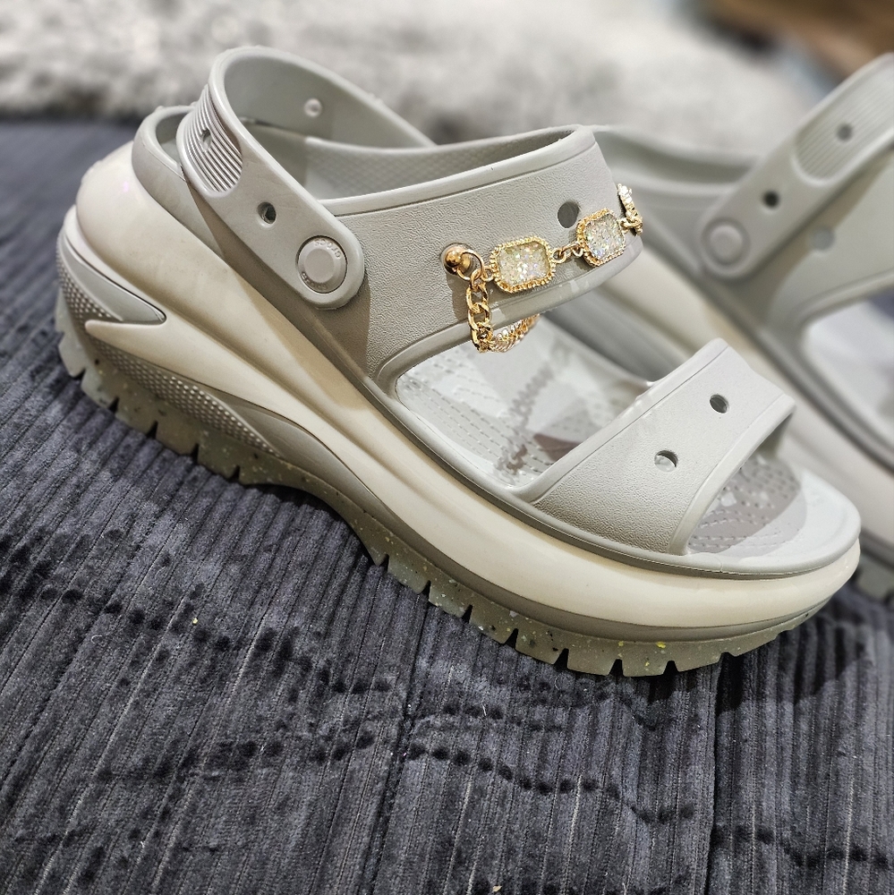 Platform Crocs - Picture 3 of 5